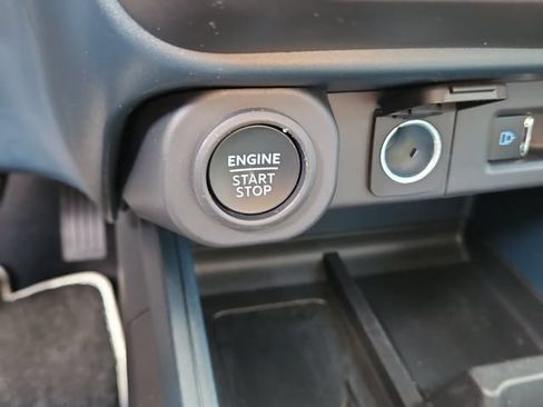Used 2026 Ford Maverick Lariat w/ Black Appearance Package AWD/4WD image 21
