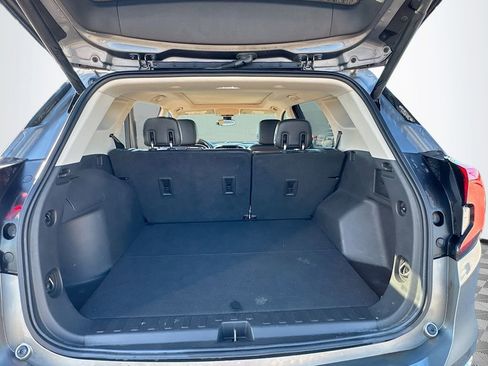 Used 2020 GMC Terrain SLT w/ Preferred Package image 24