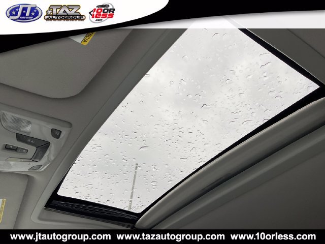 Used 2014 Toyota Sienna XLE FWD image 19