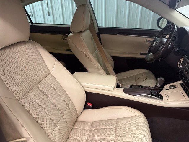 Used 2018 Lexus ES 350 w/ Luxury Package w/Wood Trim FWD image 15