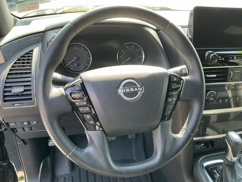 Used 2023 Nissan Armada SL w/ Midnight Edition Package AWD/4WD image 15