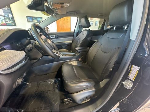 Used 2022 Jeep Compass Latitude AWD/4WD image 5