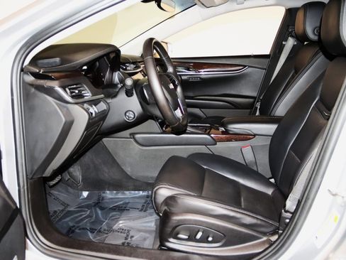 Used 2016 Cadillac XTS Luxury image 29