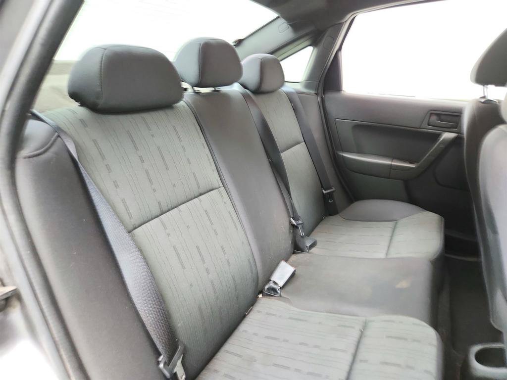 Used 2011 Ford Focus SE w/ 201A Rapid Spec Order Code FWD image 26