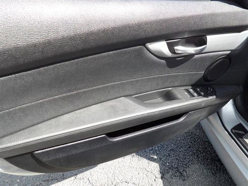 Used 2009 BMW Z4 sDrive35i image 11