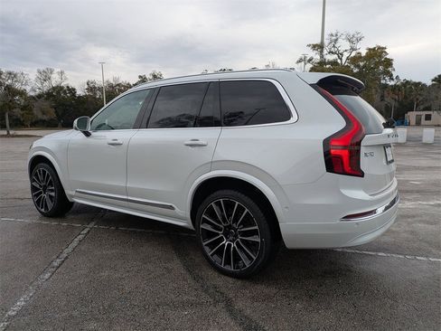 New 2026 Volvo XC90 B6 Plus w/ Protection Package Premier image 4