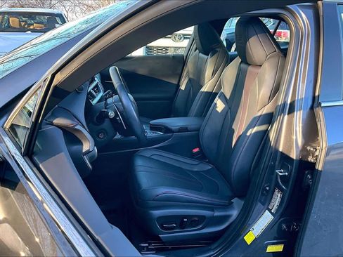 Used 2024 Lexus UX 250h F Sport image 9