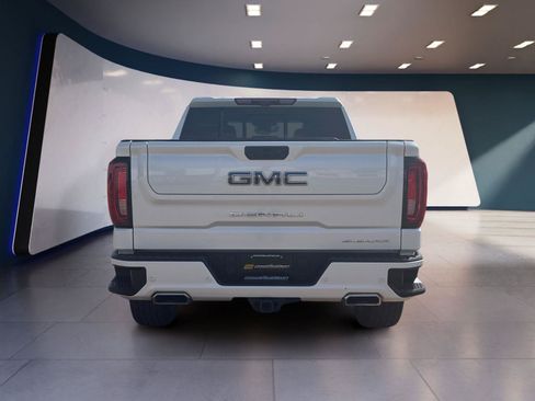 Used 2023 GMC Sierra 1500 Denali Ultimate AWD/4WD image 4