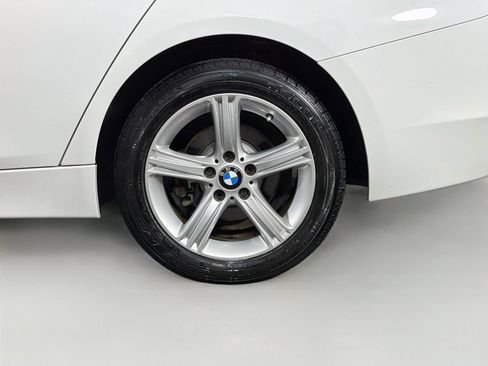 Used 2014 BMW 320i xDrive Sedan AWD/4WD image 30