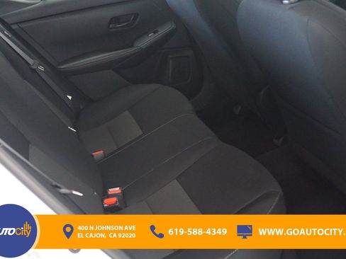 Used 2024 Nissan Sentra SV FWD image 16