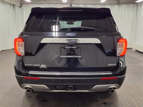 Used 2023 Ford Explorer Limited w/ Limited Technology Package image 29