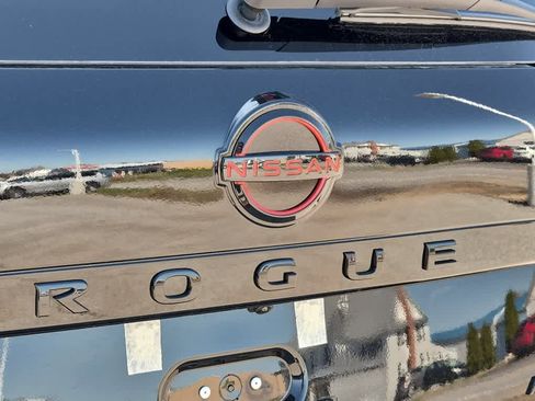New 2026 Nissan Rogue SV image 18