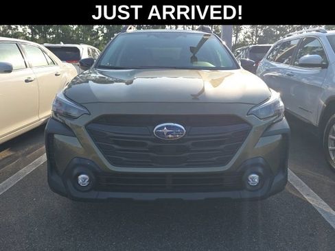 Used 2025 Subaru Outback Onyx Edition XT w/ Popular Package #2 AWD/4WD image 2