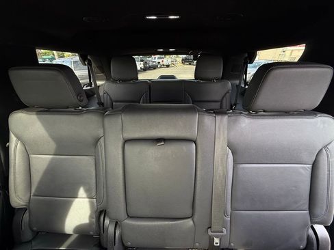 Used 2024 Chevrolet Tahoe LT image 11