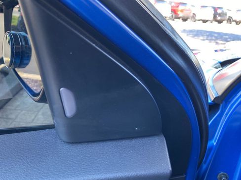 Certified 2021 Nissan Kicks SR FWD image 19