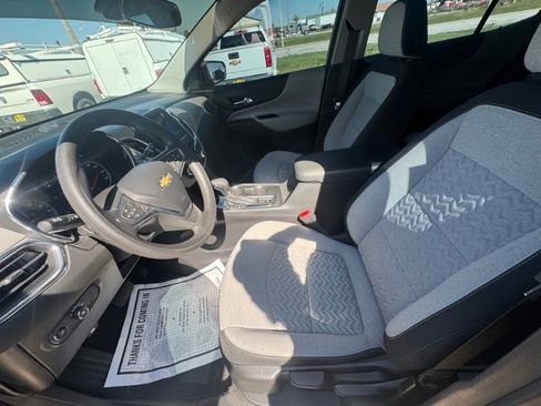 Used 2023 Chevrolet Equinox LS w/ LS Convenience Package image 13