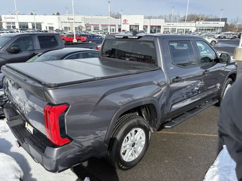 Used 2024 Toyota Tundra SR5 image 5