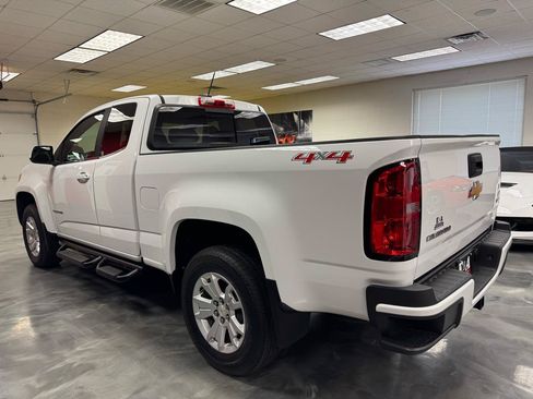 Used 2016 Chevrolet Colorado LT w/ LT Convenience Package AWD/4WD image 9
