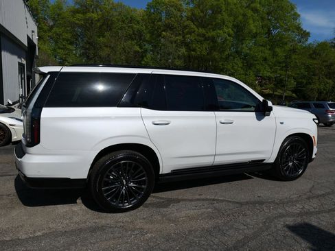 Used 2025 Cadillac Escalade Sport Platinum w/ LPO, Floor Liner Package image 5