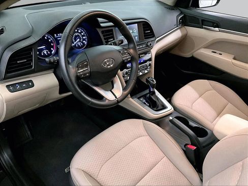 Used 2020 Hyundai Elantra Value Edition image 12