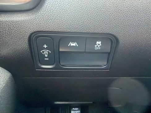 Certified 2023 Kia Sorento S AWD/4WD image 21