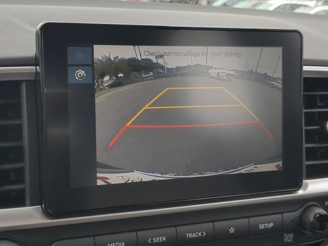 Used 2026 Hyundai Venue SEL FWD image 20