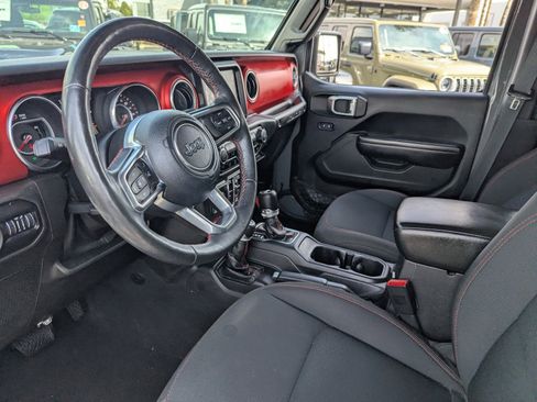 Used 2018 Jeep Wrangler Unlimited Rubicon image 17