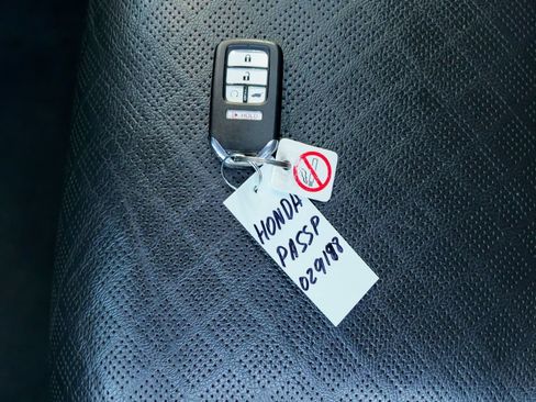 Used 2023 Honda Passport Elite image 61