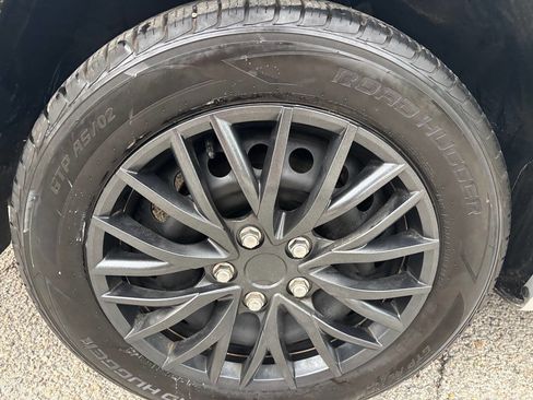 Used 2019 Nissan Sentra S FWD image 18