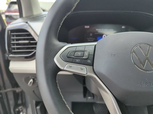 Used 2025 Volkswagen Taos S FWD image 39