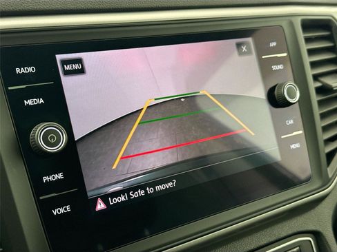 Used 2021 Volkswagen Atlas SE w/ Panoramic Sunroof Package FWD image 23