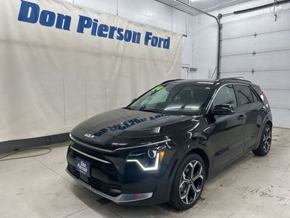 Used 2024 Kia Niro EX Touring