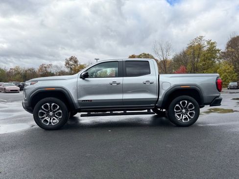 Used 2023 GMC Canyon AT4 w/ AT4 Premium Package image 3