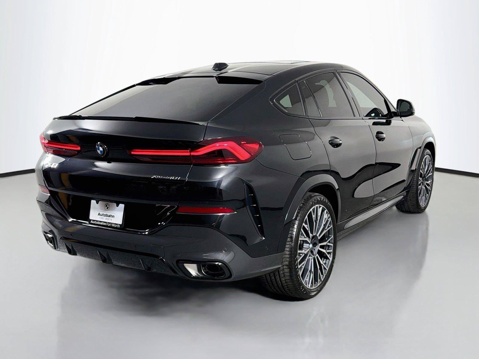 New 2027 BMW X6 xDrive40i w/ Executive Package AWD/4WD image 5