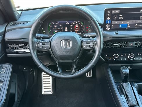 Used 2023 Honda Accord Sport image 27