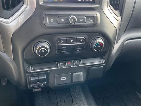 Used 2019 Chevrolet Silverado 1500 Custom w/ Custom Max Trailering Package image 32