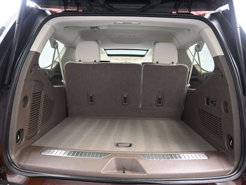 Used 2023 GMC Yukon XL Denali AWD/4WD image 64