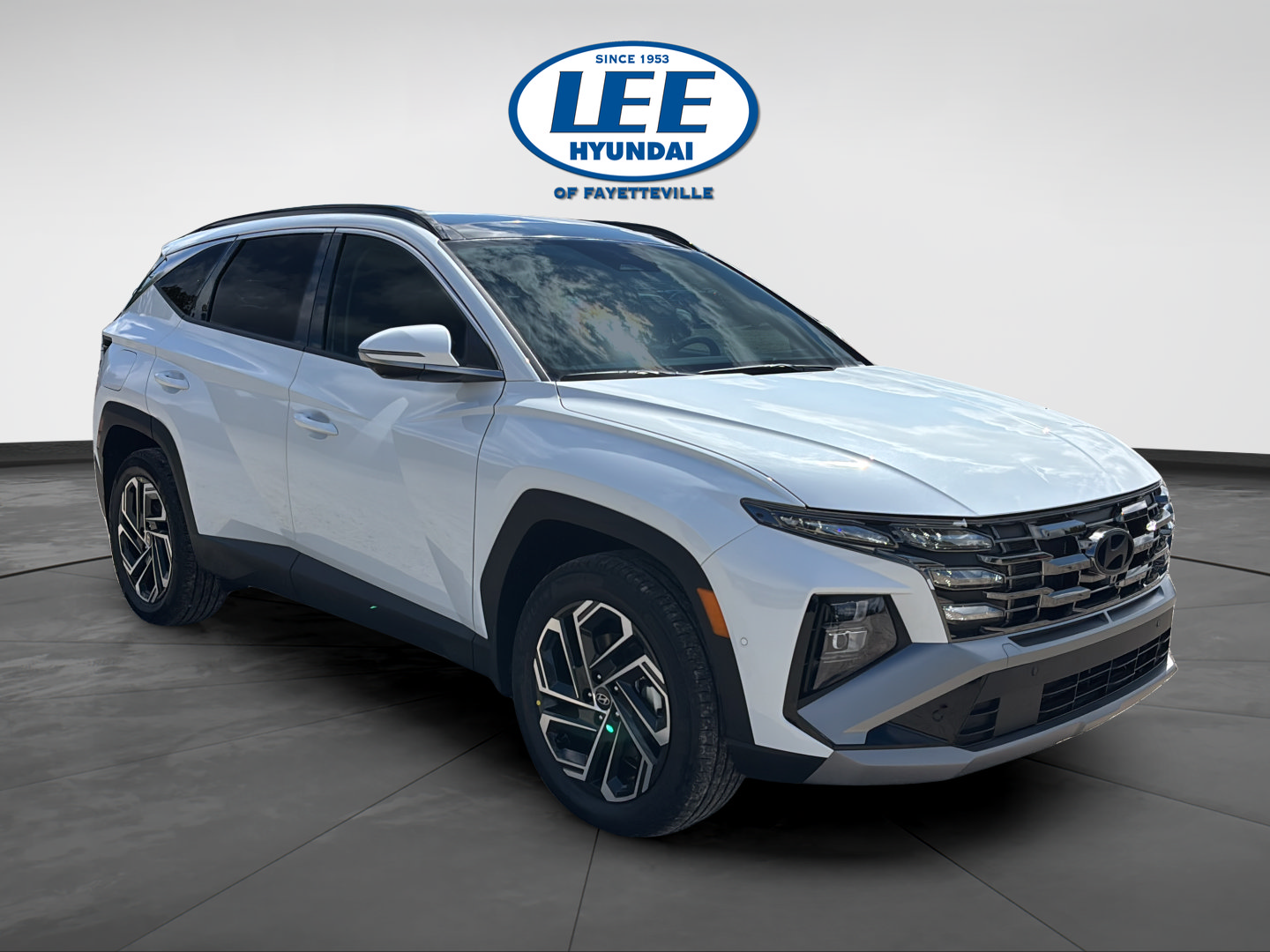 New 2026 Hyundai Tucson Limited AWD/4WD image 1