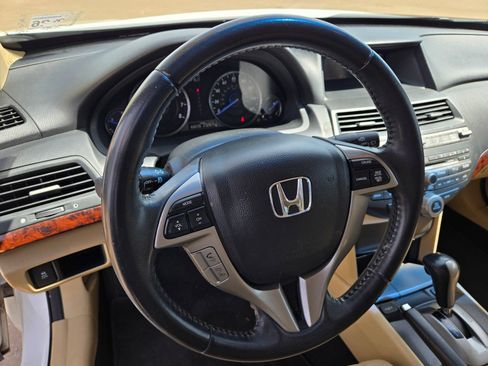 Used 2012 Honda Crosstour EX-L image 9