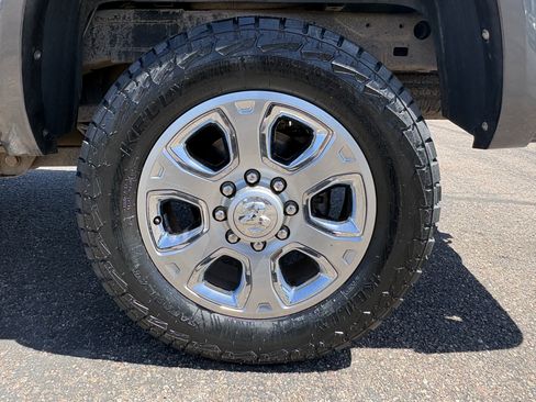 Used 2017 RAM 2500 Laramie w/ Convenience Group image 14