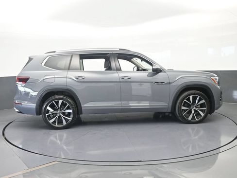 Used 2025 Volkswagen Atlas SEL Premium R-Line AWD/4WD image 7
