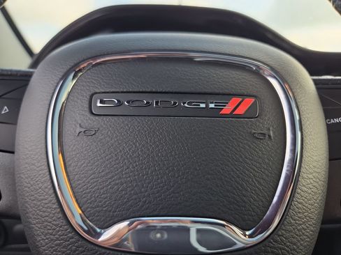 Used 2025 Dodge Durango R/T w/ Blacktop Package AWD/4WD image 27