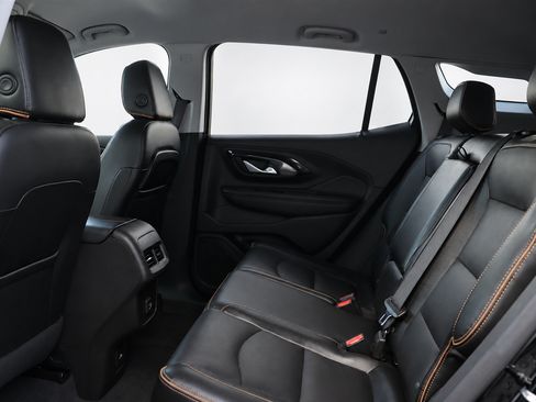 Used 2023 GMC Terrain AT4 AWD/4WD image 17