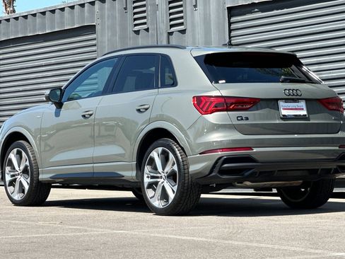 Used 2022 Audi Q3 2.0T Premium Plus image 3