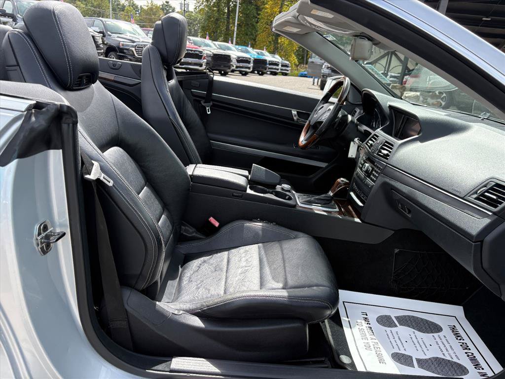 Used 2011 Mercedes-Benz E 350 Cabriolet image 16