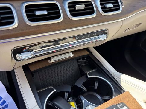 Used 2023 Mercedes-Benz GLE 350 4MATIC image 24