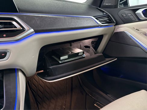 Used 2019 BMW X5 xDrive40i w/ M Sport Package image 31