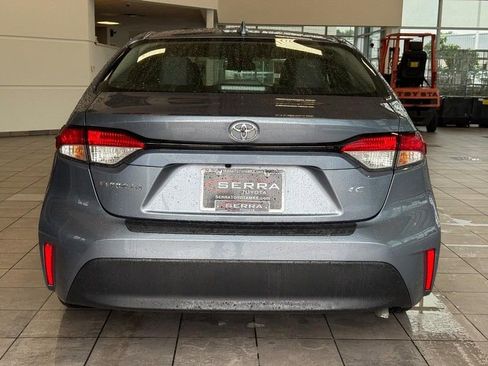 Used 2026 Toyota Corolla LE FWD image 4
