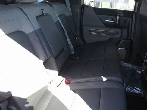 New 2025 GMC Hummer EV 3X w/ Extreme Off-Road Package image 25