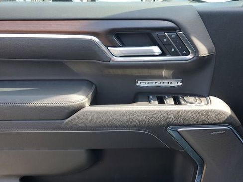 New 2026 GMC Sierra 1500 Denali w/ Denali Reserve Package AWD/4WD image 18